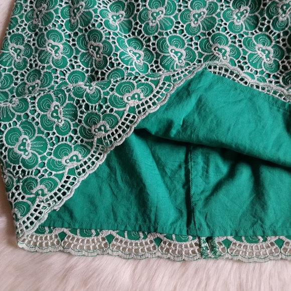J. Crew Green Flounce Skirt with Floral Embroidery Size 0 - Picture 5 of 8